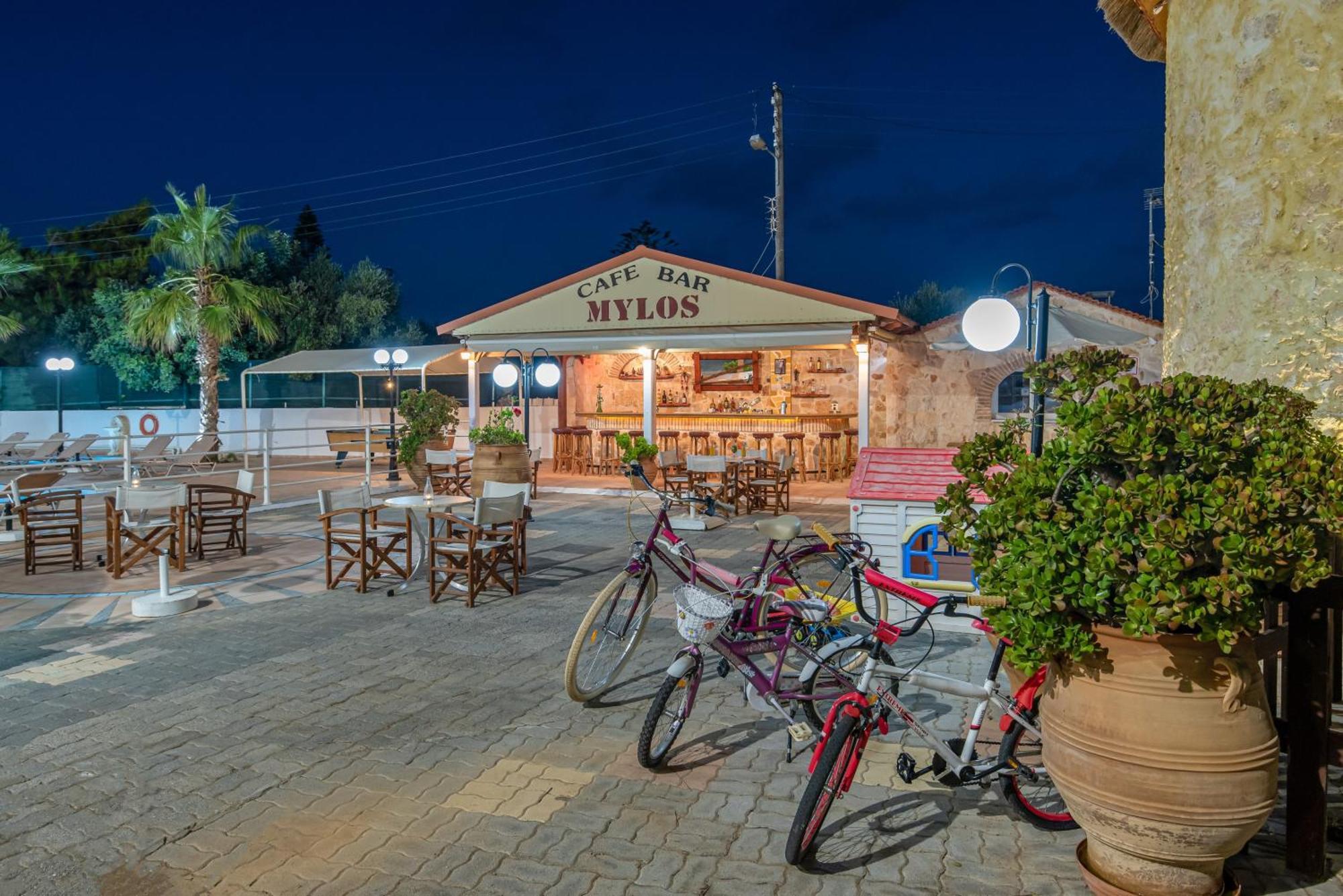 Mylos Apartments Anissaras Hersonissos  Exterior foto
