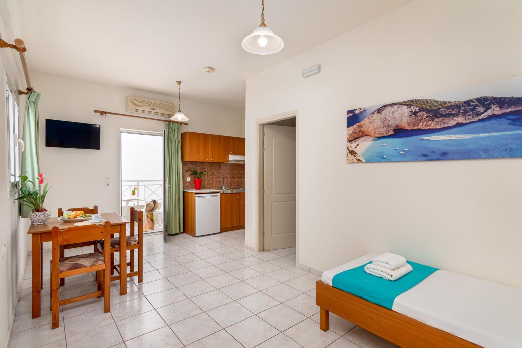Mylos Apartments Anissaras Hersonissos  Exterior foto